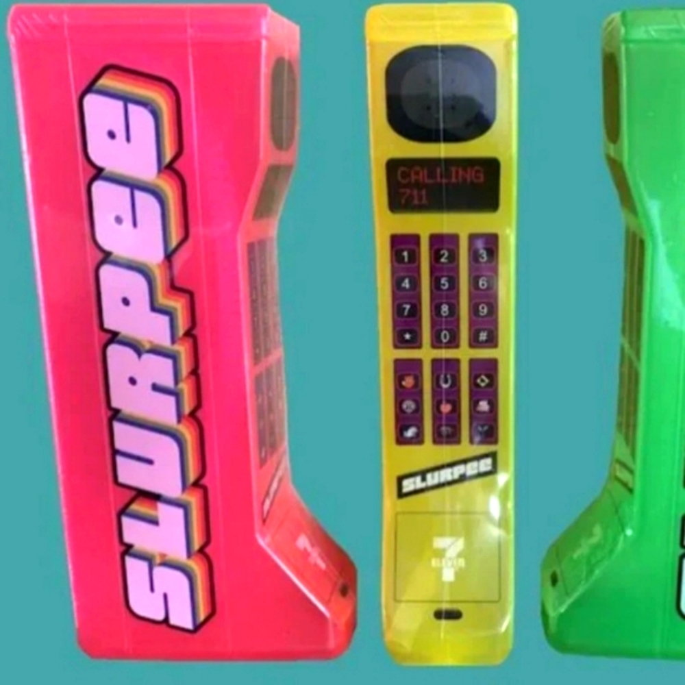 New UNOPENED Retro Pink Phone Cup & Straw Souvenir Limited Rare